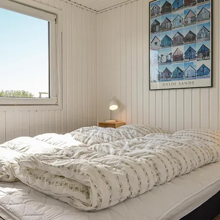 Holiday home Beautiful In Ringkobing With Wifi