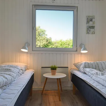 4 Bedroom Gorgeous In Feriehus